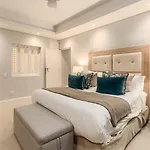 Villa Stern Close Camps Bay